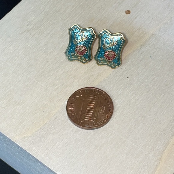 Cloisonne butterfly and flower pierced earrings - Picture 4 of 4